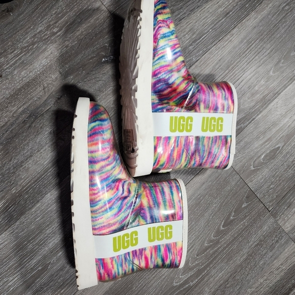 Womens UGG® Classic Clear Mini II Pixelate Boot - Multicolor - Picture 7 of 11